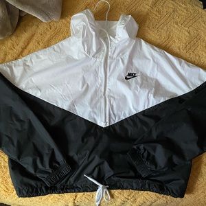 Nike cropped windbreaker
